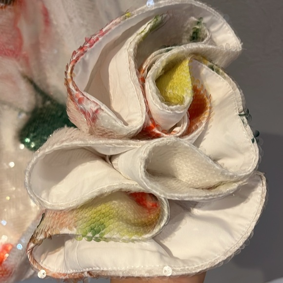 Halston CARALYN DRESS IN FLORAL SEQUIN NWT - Picture 9 of 17